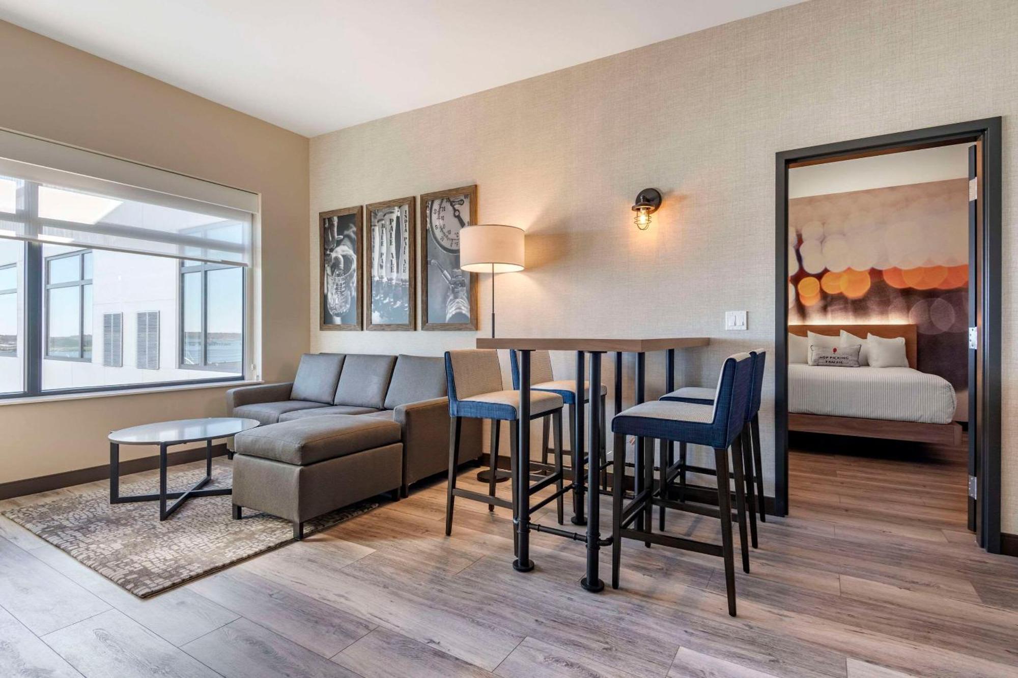 Cambria Hotel Portland Downtown Old Port Exteriér fotografie